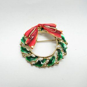 Vintage enamel Wreath Brooch